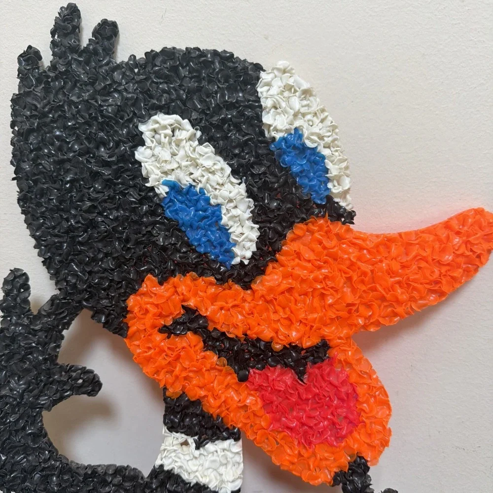 Vintage Retro Plastic Popcorn Daffy Duck Wall Art